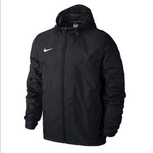 Nike Sideline Rain Jacket Black Brand New Large